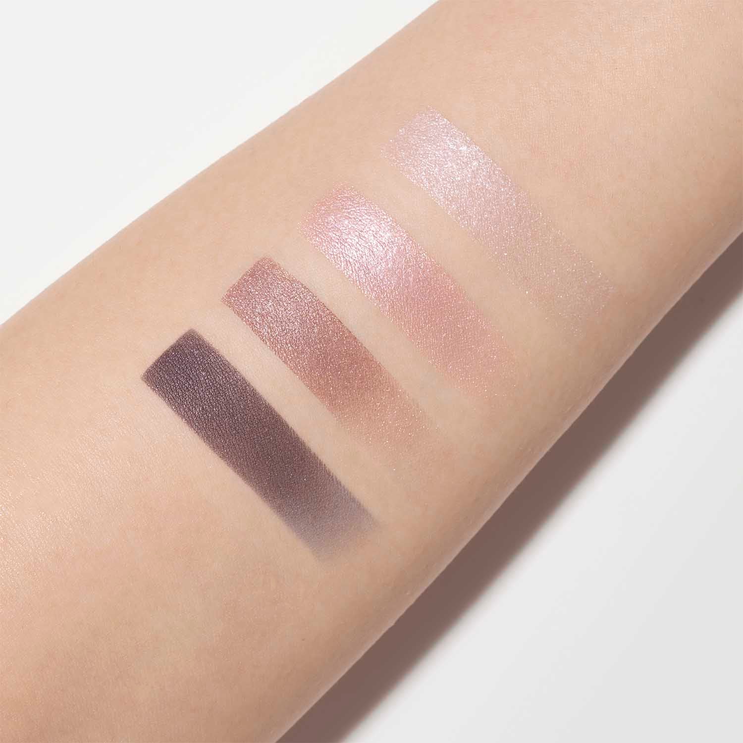 ベルベットフルアイズ 01 詳細画像 4枚中2枚目