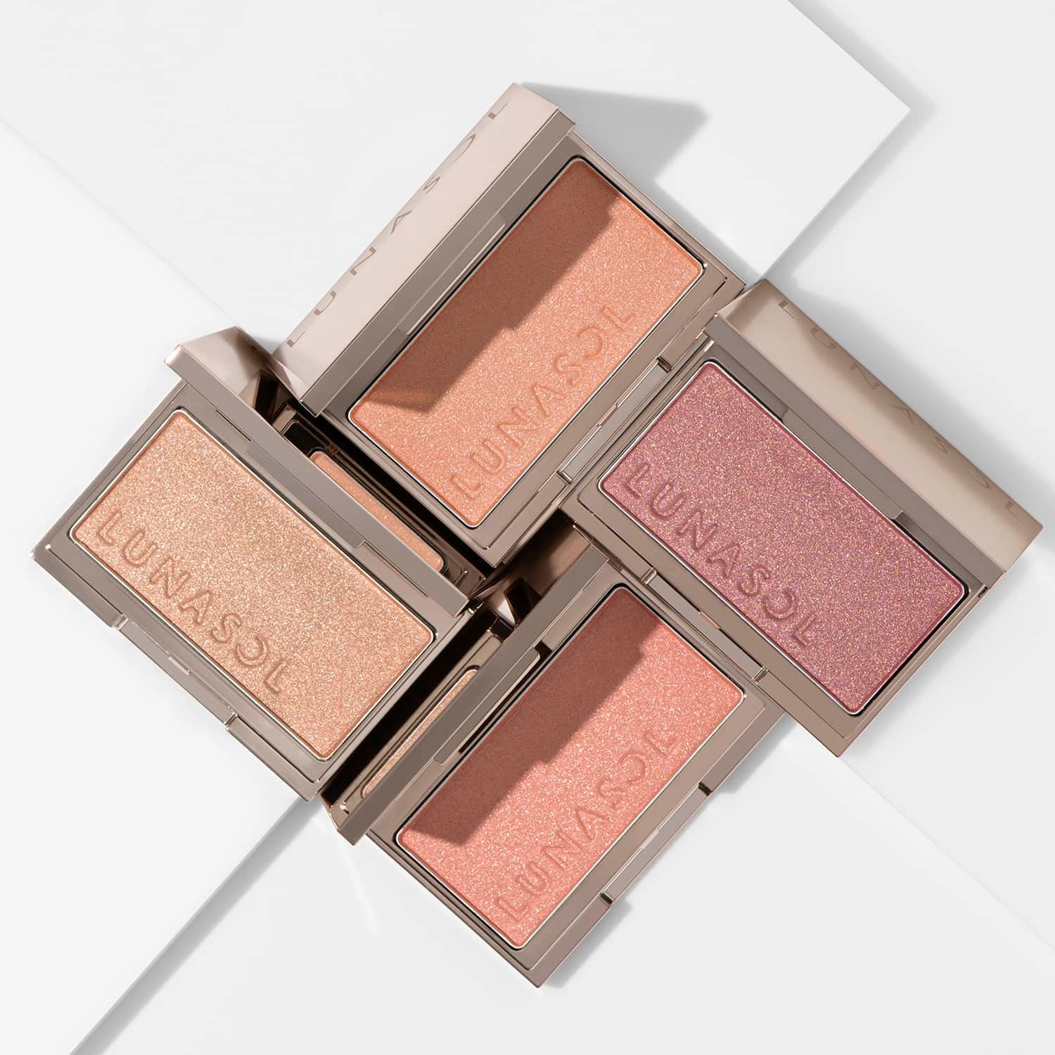 カラーリングシアーチークス(グロウ) 04 詳細画像 5枚中2枚目