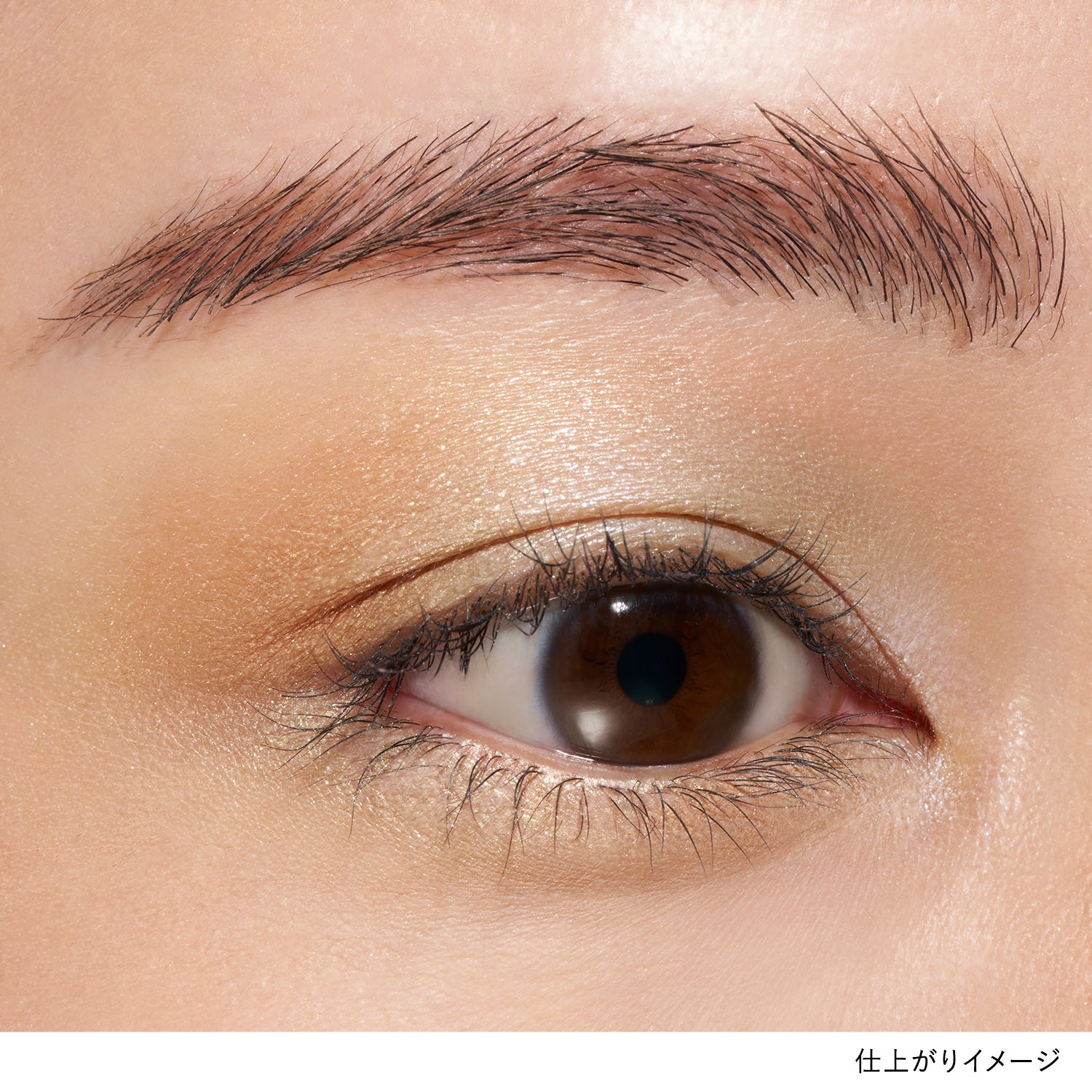 【VOCE×LUNASOL】うるみのツヤを仕込んだ儚げピュアセット 詳細画像 16枚中4枚目