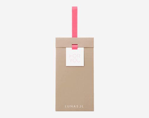 ギフトガイド大切な方への贈り物に。記念日や誕生日など、日時を指定してお届けいたします。