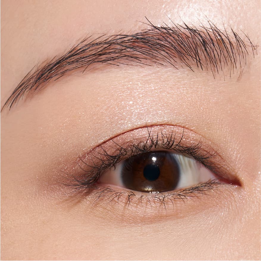 アイメイクの仕上がりイメージ写真 4