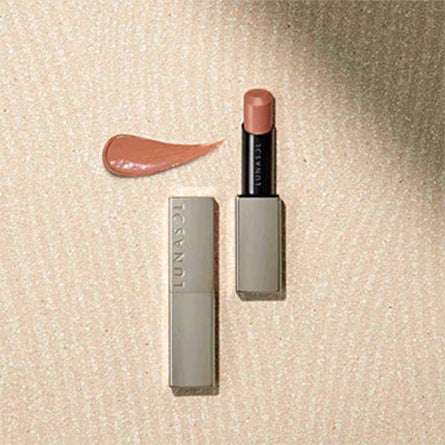 ナショナルリップスティックデーを記念し、ルナソル公式オンラインストアと対象7店舗にて、オリジナルリップポーチのプレゼントキャンペーンを数量限定で実施中!