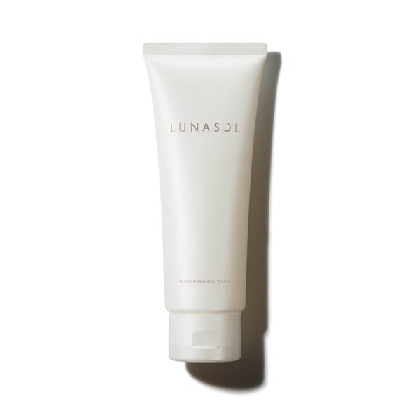 6/7(金)より「THE RAINY SEASON CAMPAIGN 2024」スタート。対象商品のご購入で、ルナソルオリジナルヘアクリップをプレゼント。